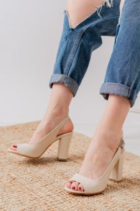 کفش پاشنه بلند کلاسیک بژ زنانه پاشنه ضخیم پاشنه متوسط ( 5 - 9 cm ) کد 840768026