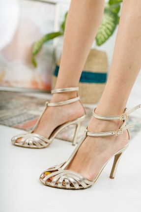 کفش پاشنه بلند کلاسیک طلائی زنانه چرم مصنوعی پاشنه نازک پاشنه متوسط ( 5 - 9 cm ) کد 86738231