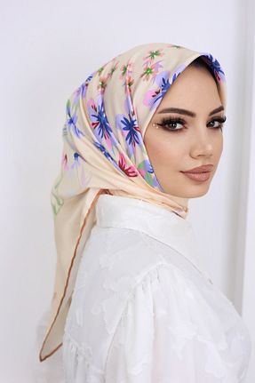 روسری طلائی ساتن طرح گلدار کد 790032590