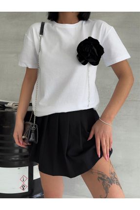 تی شرت سفید زنانه ریلکس یقه گرد تکی طراحی کد 831953391