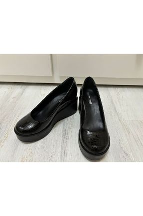 کفش کژوال مشکی زنانه چرم طبیعی پاشنه متوسط ( 5 - 9 cm ) پاشنه پر کد 833477949