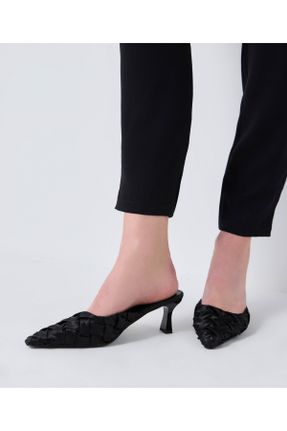 کفش پاشنه بلند کلاسیک مشکی زنانه پاشنه نازک پاشنه کوتاه ( 4 - 1 cm ) کد 820258329