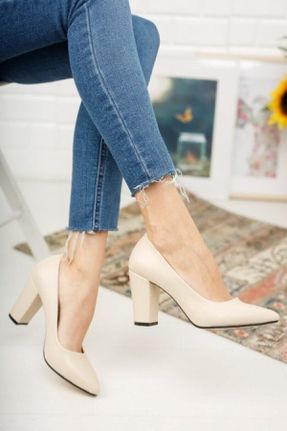 کفش پاشنه بلند کلاسیک بژ زنانه چرم مصنوعی پاشنه پر پاشنه متوسط ( 5 - 9 cm ) کد 772080224