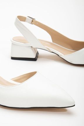 کفش پاشنه بلند کلاسیک سفید زنانه پاشنه ضخیم پاشنه کوتاه ( 4 - 1 cm ) کد 818026712