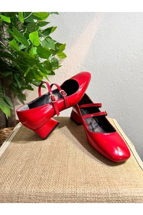 کفش پاشنه بلند کلاسیک قرمز زنانه چرم مصنوعی پاشنه ضخیم پاشنه کوتاه ( 4 - 1 cm ) کد 813660353