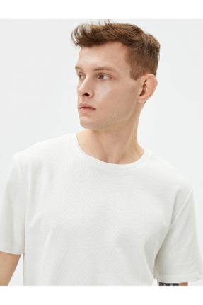 تی شرت سفید مردانه رگولار یقه گرد پنبه (نخی) تکی کد 789768011