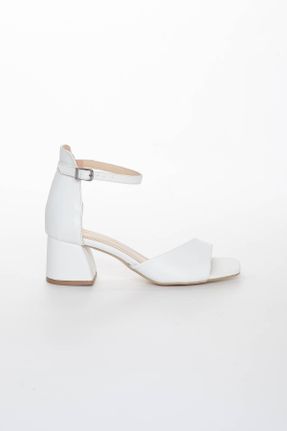 کفش پاشنه بلند کلاسیک سفید زنانه چرم مصنوعی پاشنه ضخیم پاشنه متوسط ( 5 - 9 cm ) کد 99988941