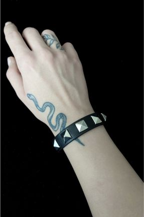 دستبند جواهر مشکی زنانه چرم کد 468886417