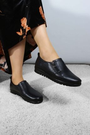 کفش کژوال مشکی زنانه چرم طبیعی پاشنه کوتاه ( 4 - 1 cm ) پاشنه ساده کد 118731871