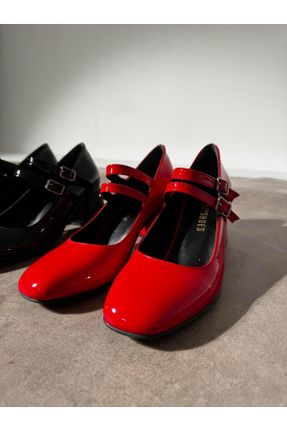 کفش پاشنه بلند کلاسیک قرمز زنانه پاشنه نازک پاشنه متوسط ( 5 - 9 cm ) کد 797969964