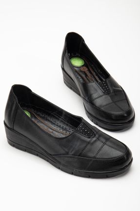 کفش کژوال مشکی زنانه چرم طبیعی پاشنه کوتاه ( 4 - 1 cm ) پاشنه ساده کد 826543291