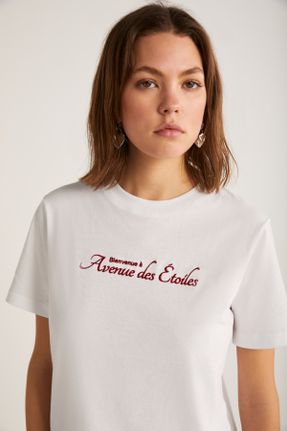 تی شرت سفید زنانه رگولار یقه گرد پنبه - پلی استر تکی جوان کد 813659020