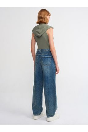 شلوار جین آبی زنانه پاچه راحت فاق بلند اورسایز بلند کد 781786337