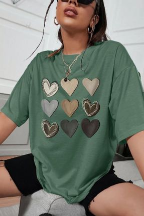 تی شرت سبز زنانه اورسایز یقه گرد تکی بیسیک کد 682672716