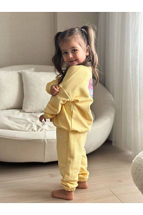 ست بالاتنه و پائین تنه زرد بچه گانه بافت anonim - کد 846250638
