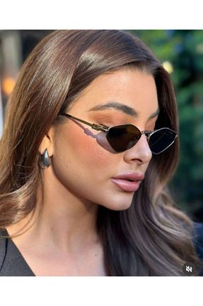 عینک آفتابی طوسی زنانه UV400 Miu Miu - کد 842125365
