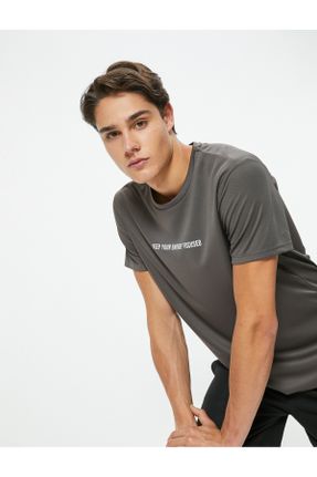 تی شرت طوسی مردانه یقه گرد پلی استر تکی کد 802664897