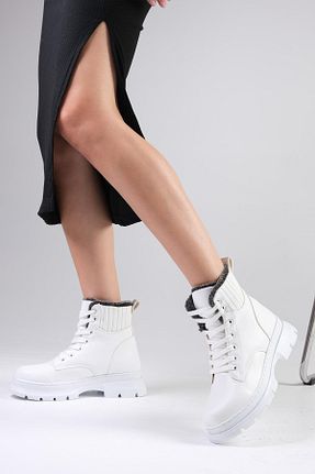 بوت / نیم بوت سفید زنانه چرم مصنوعی Mio Gusto - کد 752349847