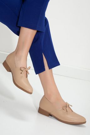 کفش پاشنه بلند کلاسیک بژ زنانه چرم مصنوعی پاشنه ضخیم پاشنه کوتاه ( 4 - 1 cm ) کد 97944108