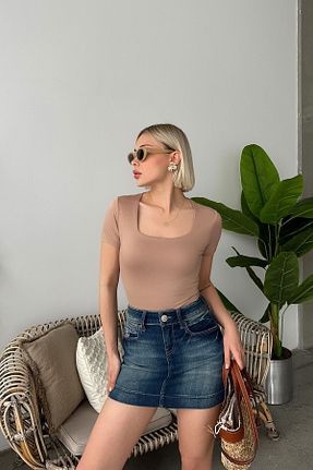 بلوز بژ زنانه اسلیم فیت LACHT - کد 827225004