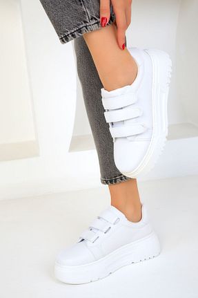 کفش اسنیکر سفید زنانه چسبی SOHO - کد 849041109