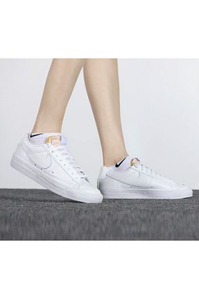 کفش اسنیکر سفید زنانه بند دار Nike - کد 851212021
