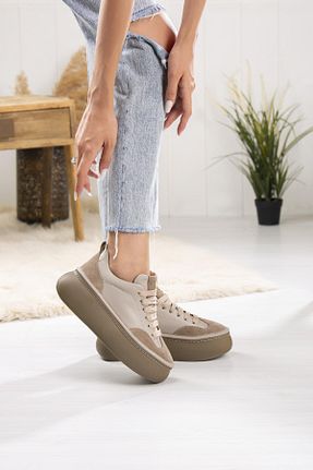کفش اسنیکر قهوه ای زنانه چرم اصل Voog - کد 851239791