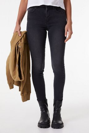 شلوار جین مشکی زنانه پاچه سوپر تنگ Wrangler - کد 666527043