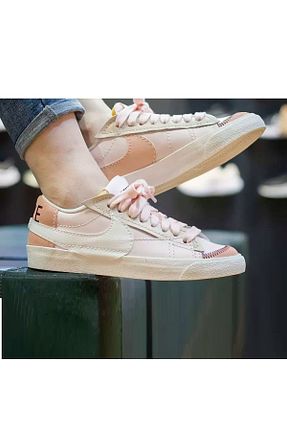 کفش اسنیکر صورتی زنانه بند دار Nike - کد 756509752
