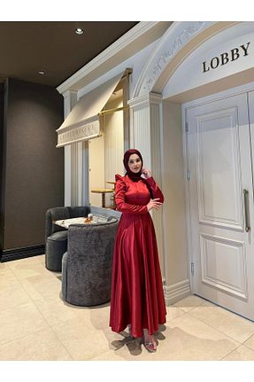 لباس مجلسی حجاب زرشکی زنانه یقه ایستاده By Atelier - کد 834213180