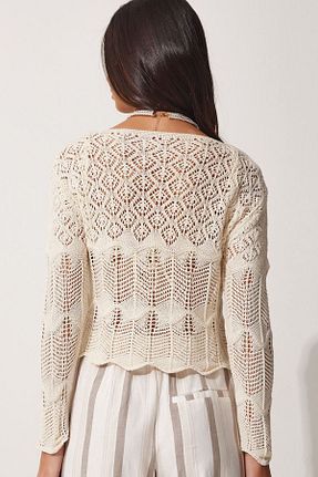 بلوز بژ زنانه طرح دار CoolLook - کد 854454238