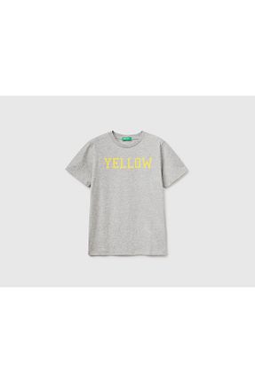 تیشرت طوسی بچه گانه رگولار United Colors of Benetton - کد 729011871