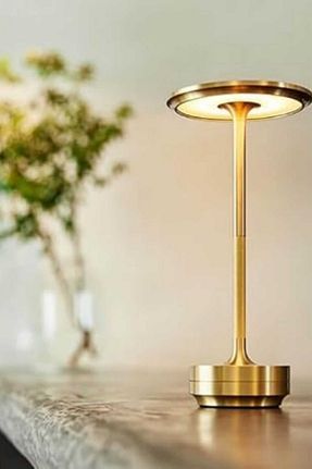 چراغ مطالعه / رومیزی طلائی اکریلیک HANGAST - کد 850471294