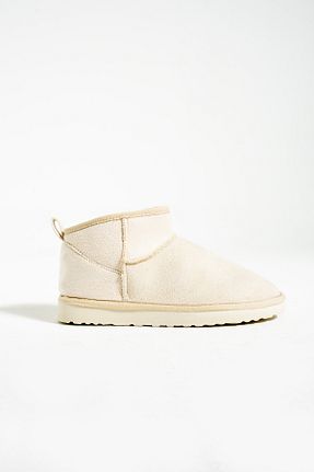 بوت / نیم بوت بژ زنانه پشمی star shoes - کد 761710161