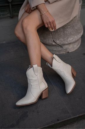 بوت / نیم بوت بژ زنانه چرم خالص Madamra - کد 770998189