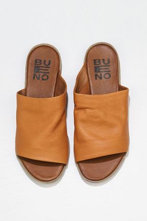 دمپائی قهوه ای زنانه چرم خالص Bueno Shoes - کد 327444074