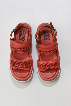 صندل قرمز زنانه پاشنه پر Bueno Shoes - کد 353450218