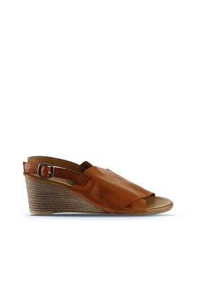 کفش پاشنه بلند پر قهوه ای زنانه پاشنه متوسط (5-9 سانتی متر) Bueno Shoes - کد 129681692