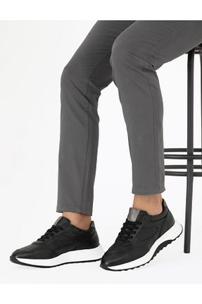 کفش اسنیکر قهوه ای مردانه بند دار Pierre Cardin - کد 858384254