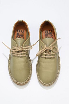 کفش کژوال خاکی زنانه چرم خالص Bueno Shoes - کد 314373561
