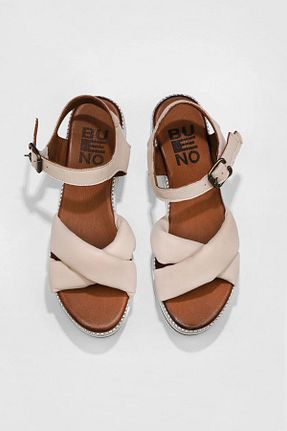 صندل صورتی زنانه پاشنه پر Bueno Shoes - کد 345862317