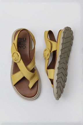صندل زرد زنانه پاشنه تخت Bueno Shoes - کد 666580447