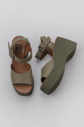 صندل خاکی زنانه پاشنه پر Bueno Shoes - کد 773781807
