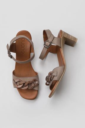 صندل رنگی زنانه پاشنه ضخیم Bueno Shoes - کد 774535349