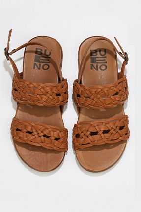صندل قهوه ای زنانه پاشنه تخت Bueno Shoes - کد 341089407