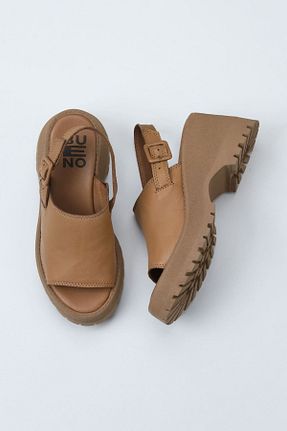 صندل قهوه ای زنانه پاشنه پر Bueno Shoes - کد 674186112