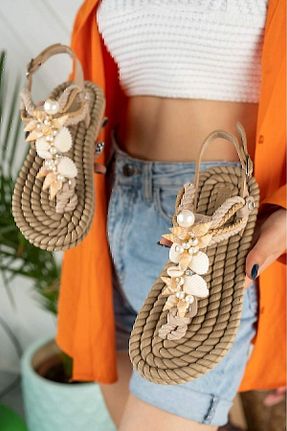 صندل بژ زنانه پاشنه تخت OLA - کد 654190232