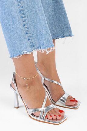 کفش پاشنه بلند کلاسیک زنانه چرم لاکی Shoeberry - کد 858685160