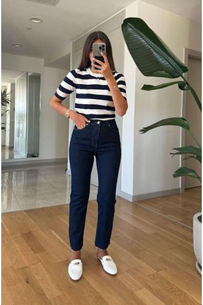 شلوار جین سرمه ای زنانه پاچه ساده Aida Fashion - کد 860809881