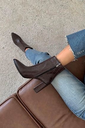 بوت / نیم بوت قهوه ای زنانه چرم مصنوعی Straswans - کد 778683423